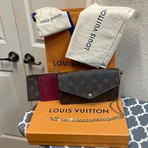 Louis Vuitton Felicie Pouchette Fuschia with inserts and chain